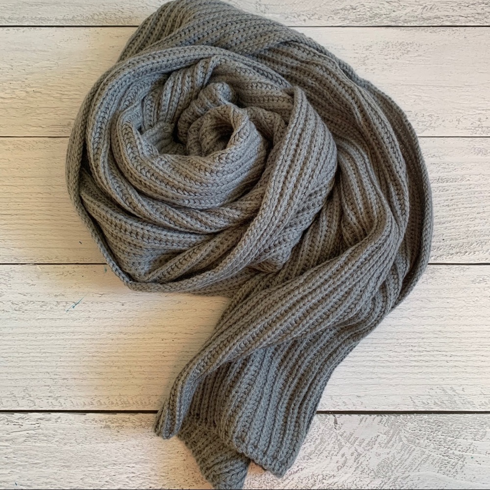 Soft grey cable knit scarf